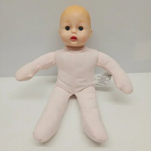 Madame Alexander 2015 Pink Check Huggums Vinyl Doll Sleepy Eyes Squeaks - Picture 3 of 4